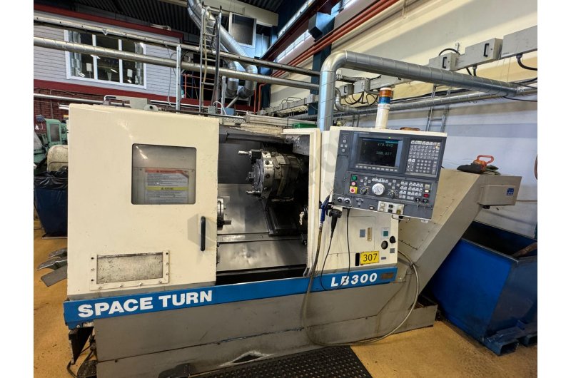 10 inç Japon Okuma LB-300 CNC Torna Tezgahı-2003