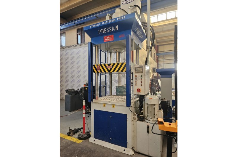 200 Ton Pressan Sutunlu Sıvama Pres  Model Yılı : 2024