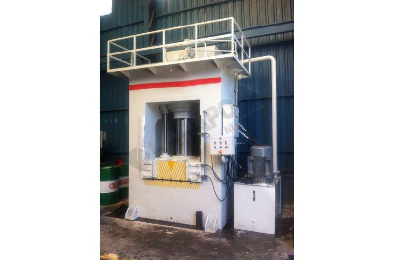 300 Ton Hidrolik  Sıvama Press Linda Machine Marka