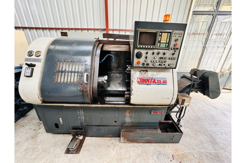 8 INÇ CNC TORNA JINNFA JCL-60