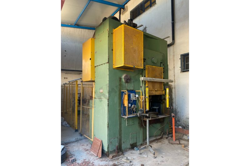 BARNAUL KB8340 1000 Ton Mafsallı Pres