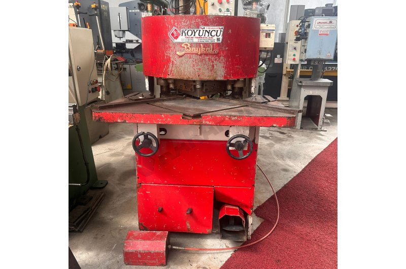 BAYKAL MARKA 200X6MM HİDROLİK KÖŞE KESME 2005 MODEL