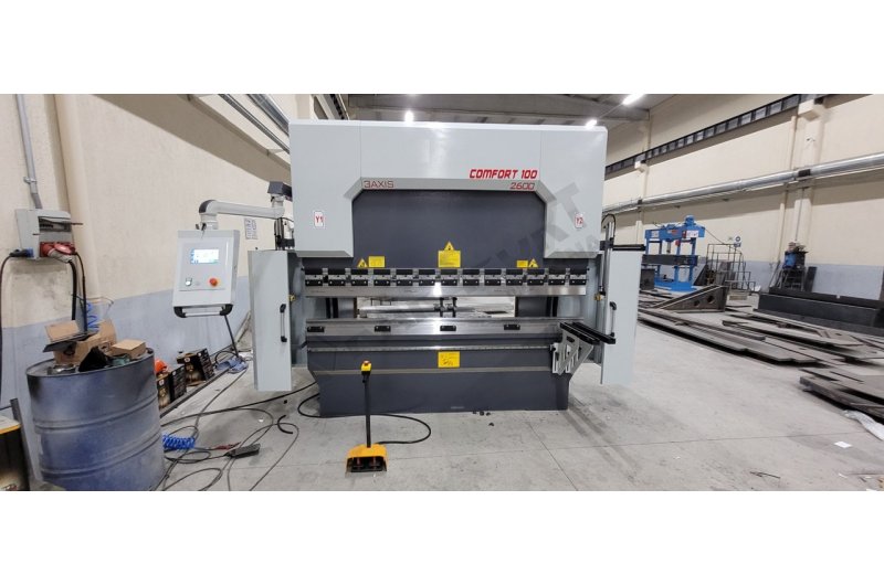 CONFORT 2600mm 100 Ton 3 Eksen LİNDA Machine Abkant Pres