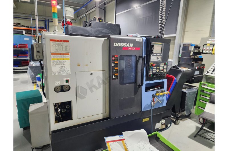 Doosan Lynx 220A CNC Torna Tezgahı-2015