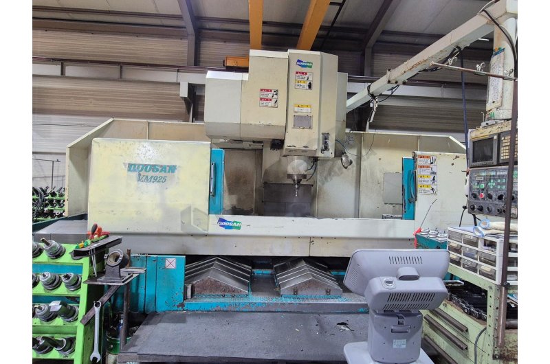 Doosan Puma VM-925 (2000x925x800) CNC Dik İşleme Merkezi-2005
