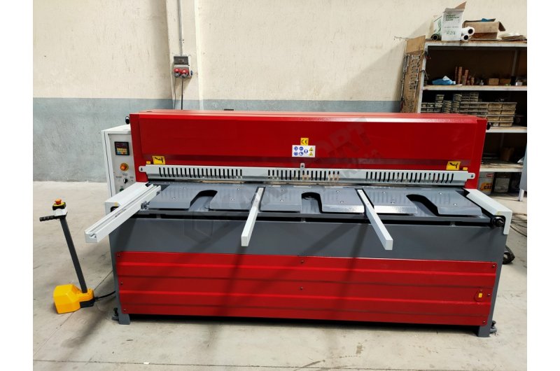 LRGM 2050 x 6mm Rediktörlü Nc Kontrollü 750mm LİNDA Machine