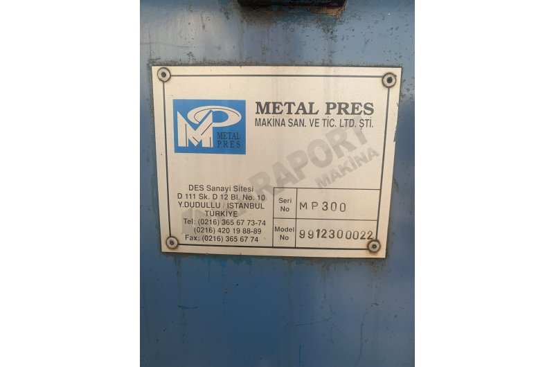 metal enjeksiyon makinası