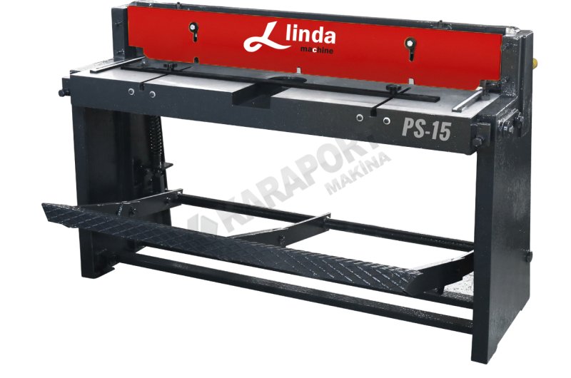 PS-15 1320×1,5mm Ayak Pedallı Makas
