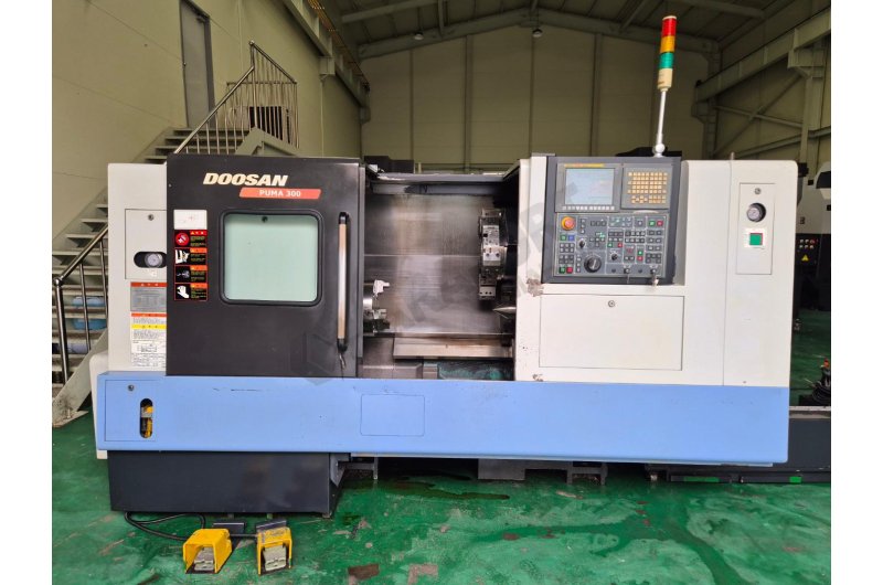 Satılık 12 inç Doosan Puma 300C CNC Torna Tezgahı-2011