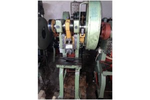 10 TONLUK EKSANTRİK PRES TEZGAHI