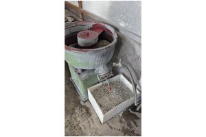 100 LT. KROMAŞ MARKA VİBRASYONLU ÇAPAK ALMA VE PARLATMA MAKİNASI