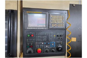 12 inç Hwacheon Hi-Tech 400 CNC Torna Tezgahı-2011