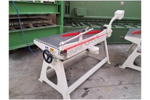 1300 x 1,5mm Kollu Giyotin Makas  PLATİNE GÖVDE SIFIR ÜRÜN