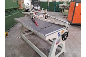 1300 x 1,5mm Kollu Giyotin Makas  PLATİNE GÖVDE SIFIR ÜRÜN