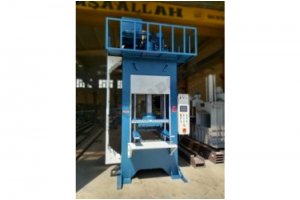 150 Ton Kalıp Çıkarmalı Tam Oto. Kauçuk Presi  Tabla 450 x 550