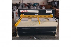 1550 x 5mm Rediktörlü Giyotin Makas - Guillotine Machines