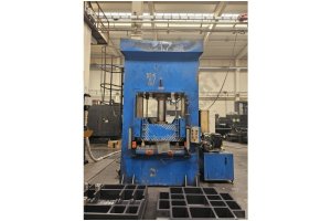 200 Ton Hidroliksan Sıvama Pres   2004 Model