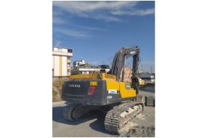 2015 VOLVO  EC 300 DL-TEMİZ-0532 303 0550