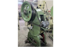 30 TONLUK EKSANTRİK PRES TEZGAHI