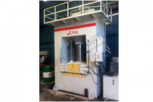 300 Ton Hidrolik  Sıvama Press Linda Machine Marka - Hydraulıc W