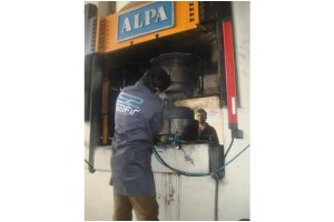 3000 Ton Alpa Marka Sıvama Pres 2002 Model Tabla 1250 x 1250 Str