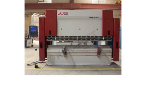3000 x 135 Ton Abkant Pres - Press Brake