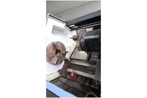32 inç Doosan Puma 700 Ara Yataklı CNC Torna Tezgahı-2011