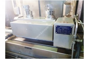 5 Eksen Stama MC526 Çift Tabla Spindle Divüzör CNC İşleme R-2440