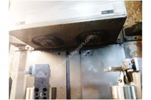 5 Eksen Stama MC526 Çift Tabla Spindle Divüzör CNC İşleme R-2440