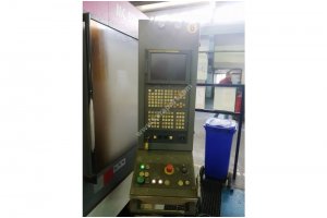 5 Eksen Stama MC526 Çift Tabla Spindle Divüzör CNC İşleme R-2440