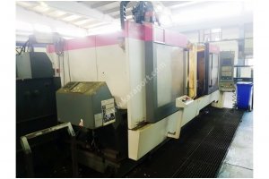 5 Eksen Stama MC526 Çift Tabla Spindle Divüzör CNC İşleme R-2440