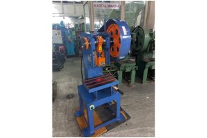 5 TONLUK EKSANTRİK PRES ÇELİK GÖVDE