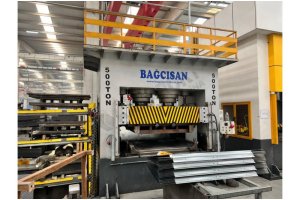 500 Ton Sıvama Pres Bagcısan Marka  Tabla 2100 x1500mm