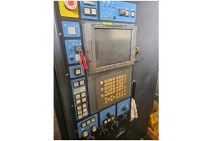 8 Palet Makino V55-5XA 5 Eksen CNC Dik İşleme Merkezi-2006