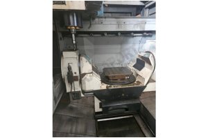 8 Palet Makino V55-5XA 5 Eksen CNC Dik İşleme Merkezi-2006