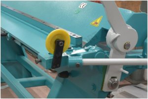 CK 6020×0,7mm Havalandırmacı Tipi Yekpare Bıçaklı Kollu Caka