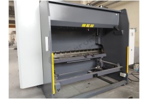 CNC 3100 x 135 Ton 4 Eksen Linda Abkant Pres - Press Brake ( SIF