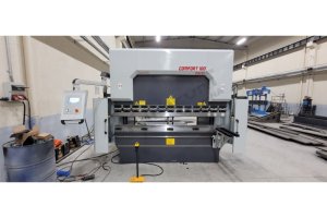CONFORT 2600mm 100 Ton 3 Eksen LİNDA Machine Abkant Pres