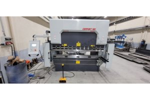 CONFORT 2600mm 100 Ton 3 Eksen LİNDA Machine Abkant Pres