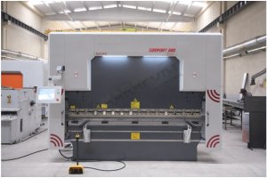 CONFORT 3100mm 220 Ton 6 Eksen LİNDA Machine Abkant Pres