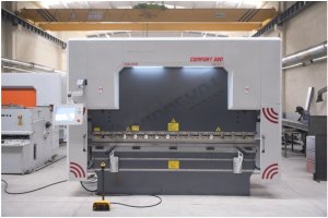 CONFORT 3100mm 220 Ton 6 Eksen LİNDA Machine Abkant Pres