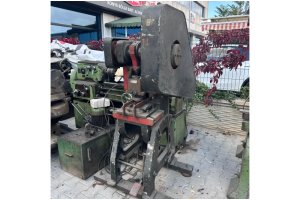 DİRİNLER MARKA 15 TON DÖKÜM GÖVDE EKSANTRİK PRES
