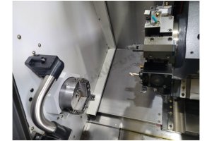 Doosan Lynx 2100-LYA C ve Y Eksen CNC Torna Tezgahı-2023