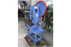 EKSANTRİK PRES 5 TON YÜCE SIFIR GİBİ