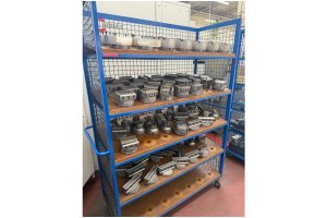 Hermle C-30U 5 Eksen CNC İşleme Merkezi + 3R Robot + Takımlar