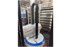 Hermle C-30U 5 Eksen CNC İşleme Merkezi + 3R Robot + Takımlar