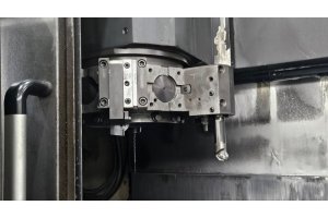 Hyundai Wia LV500LM C Eksen CNC Dik Torna Tezgahı-2019