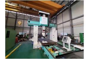 Japon Okada-4023 5 Eksen CNC Köprü Tip İşleme Merkezi