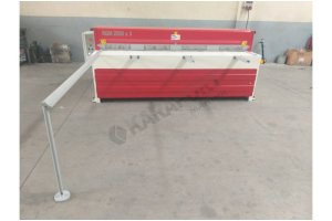 LRGM 2550 x 3mm Rediktörlü LİNDA Machine Marka Giyotin Makas