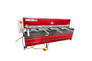 LRGM 2550 x 4mm  Rediktörlü Giyotin Makas LİNDA MACHİNE